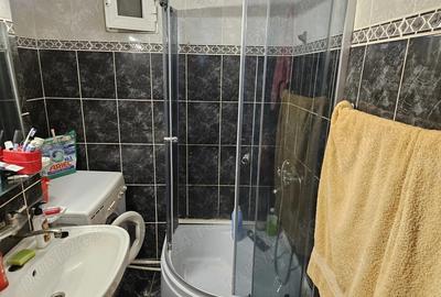 Vand apartament 2 camere Vand apartament 2 camere - 3