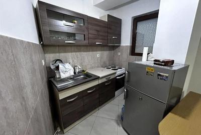 Garsonieră decomandată în Apărătorii Patriei - 1