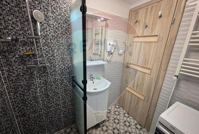 Apartament cu 2 camere de închiriat - 7