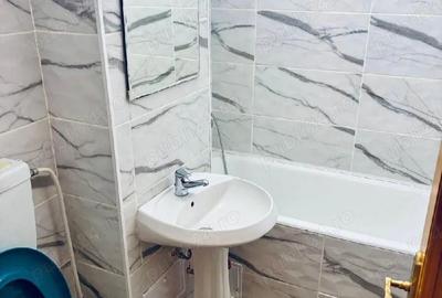 Apartament cu 3 camere decomandat în Viziru 3 - 5