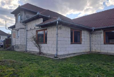 Casă cu 4 camere în Dezna - 8