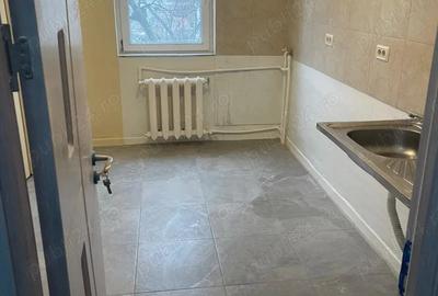 Inchiriez ap 2 camere ,La FAR ,CONSTANTA, nemobilat,neutilat! - 1