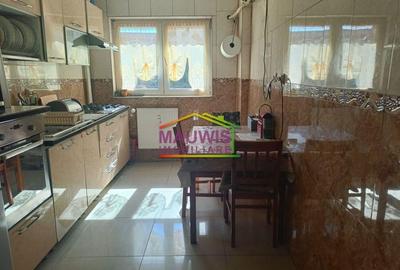 Iancului-Liceul Iulia Hasdeu bl.1981 - 2 gr sanit- metrou 2 min Iancului-Liceul Iulia Hasdeu bl.1981 - 2 gr sanit- metrou 2 min - 7