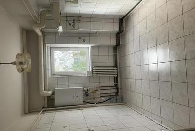 Apartament cu 4 camere decomandat în Galata - 4