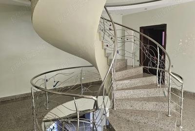 Casă cu 6 camere cu Teren 1250 Mp în Central - 7