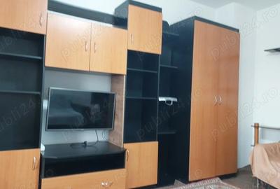 Apartament cu 2 camere decomandat în Far - 2