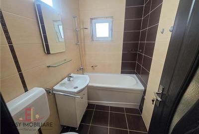 Apartament cu 2 camere decomandat în Cornișa - 5