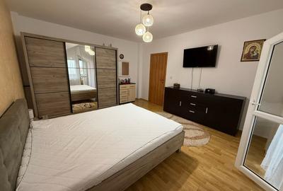 Sagului - Apartament cu 2 camere modificat in 3 camere
