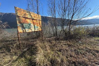 RED Imobiliare Teren intravilan in Dubova, Clisura Dunarii Deschidere la Dunare - 3