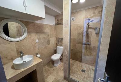 Garsonieră decomandată în Km 5 - 8