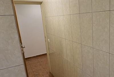 Garsonieră decomandată, mobilată în P-ța Victoriei - 8