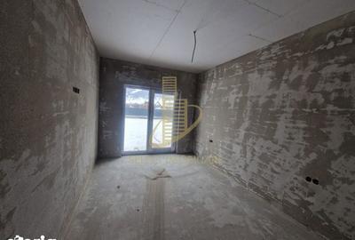 Casă cu 4 camere cu Teren 600 Mp în Unirea - 7