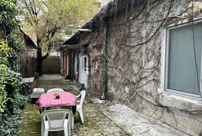 Casa cu teren 320 mp zona Dacia - Grivita ultracentral - 1