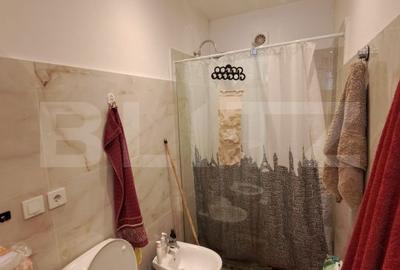 Casă cu 5 camere cu Canalizare în Central - 3