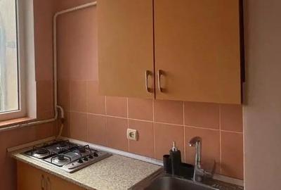 Garsonieră decomandată în Spitalul Județean