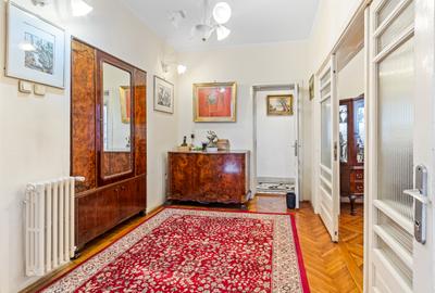 Vilă tip bloc 12 camere, 2 garaje 2 boxe  zona Tomis 1  Flămânda - 14