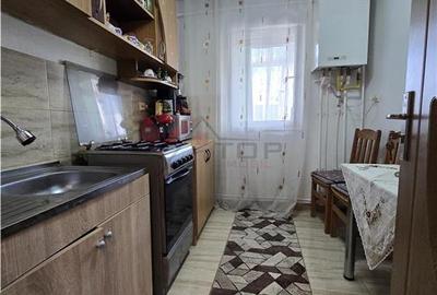 Apartament cu 2 camere decomandat în Galata - 6