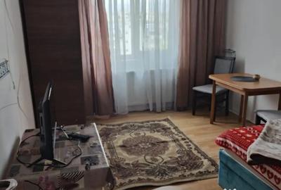 Garsonieră decomandată în 9 Mai - 5