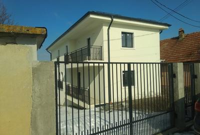 Casă individuală cu 5 camere cu Canalizare în Feleacu - 3