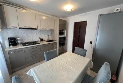 Apartament cu 2 camere decomandat în Florești