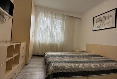 Apartament cu 3 camere semidecomandat în Calea București - 3