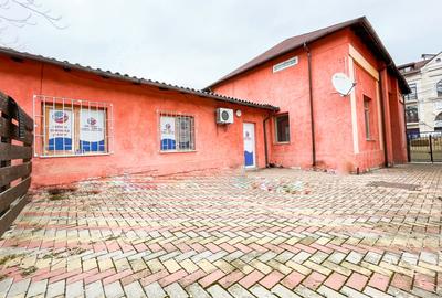 Casă cu 4 camere cu Canalizare în Central - 7