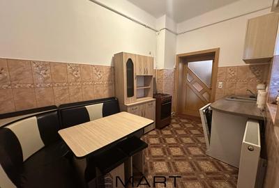 Apartament cu 3 camere decomandat, mobilat în Florilor - 10