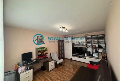 Royal Imobiliare - Vanzare apartament 2 camere zona Vest - 2