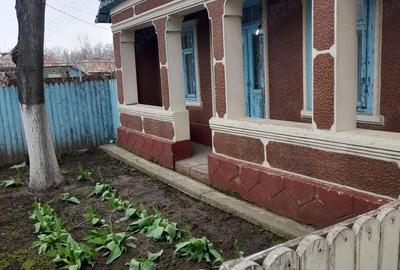 Casă cu 5 camere cu Teren 2750 Mp în Central - 7