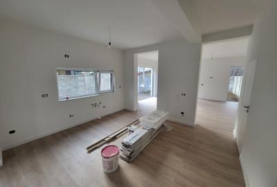 Comision 0%. Langa Iulius Mall. Zid despartitor dublu. Finisaje premium - 7