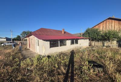 Casă individuală cu 4 camere cu Teren 3500 Mp în Amaru - 8