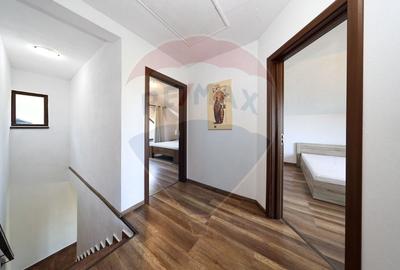 Vila 5 camere, in mijlocul naturii,  curte+ terasa,  Sanpetru! - 16