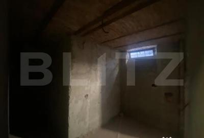 Spațiu comercial, de 800 mp, în George Enescu - 12