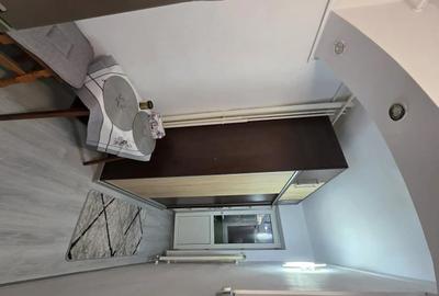 Garsonieră decomandată în Central - 8