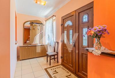 Vila spatioasa de vanzare Rasnov, turism / resedinta, teren 786 mp | Comision 0% - 6