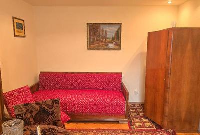 Inchiriez apartament 2 camere in Deva, zona Piata Centrala, dec. et. 3 - 3