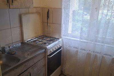Garsoniera de inchiriat Io?ia ! - 4
