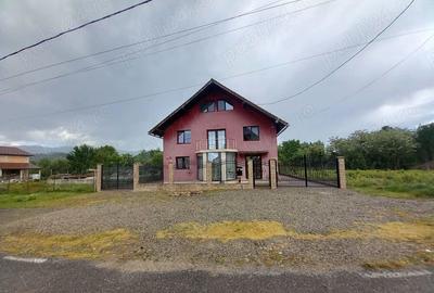 Vand casa la cheie in O?elu Ro?u - 4