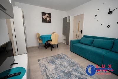 Apartament cu 3 camere semidecomandat în Big - 1