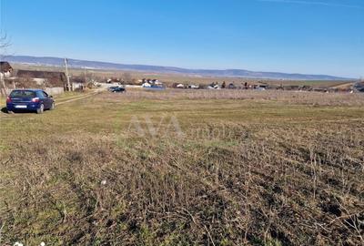 Teren de 1800 mp, în Sărata