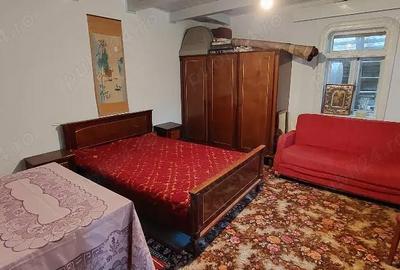 Teren de 8200 mp, în Albești - 3