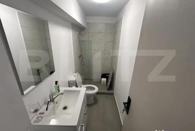 Casă cu 7 camere cu Teren 500 Mp în Central - 10