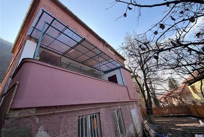 Apartament cu 4 camere semidecomandat, mobilat în Central - 31