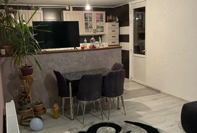 Persoana fizica vand casa in Voinesti Jude?ul Iasi - 2