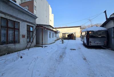 Casă individuală cu 4 camere cu Canalizare în P-ța Victoriei - 8