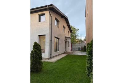 Casă individuală cu 4 camere cu Canalizare în Bucureștii Noi - 11