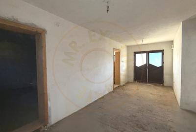 Casă individuală cu 5 camere cu Canalizare în Retevoiești - 5