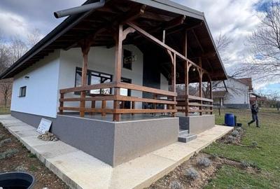 Casă cu 4 camere cu Teren 1700 Mp în Podul Corbului - 9