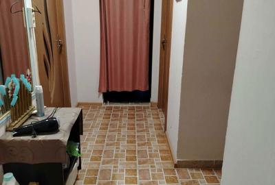 Apartament cu 3 camere semidecomandat în Veteranilor - 3