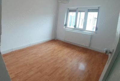Apartament cu 3 camere decomandat în Micro 21 - 5